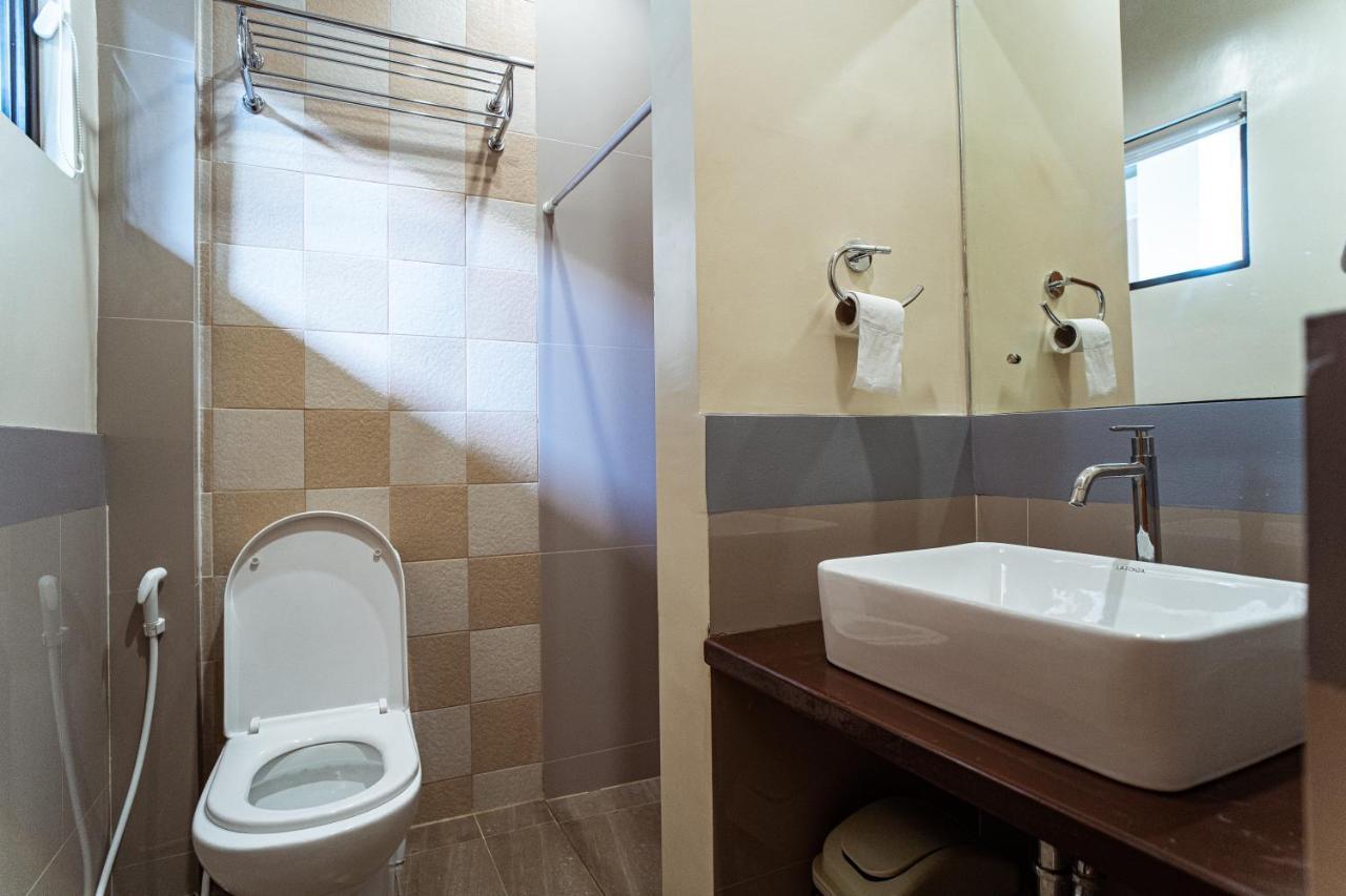 Marieli Suites Near Panglao International Airport Kültér fotó