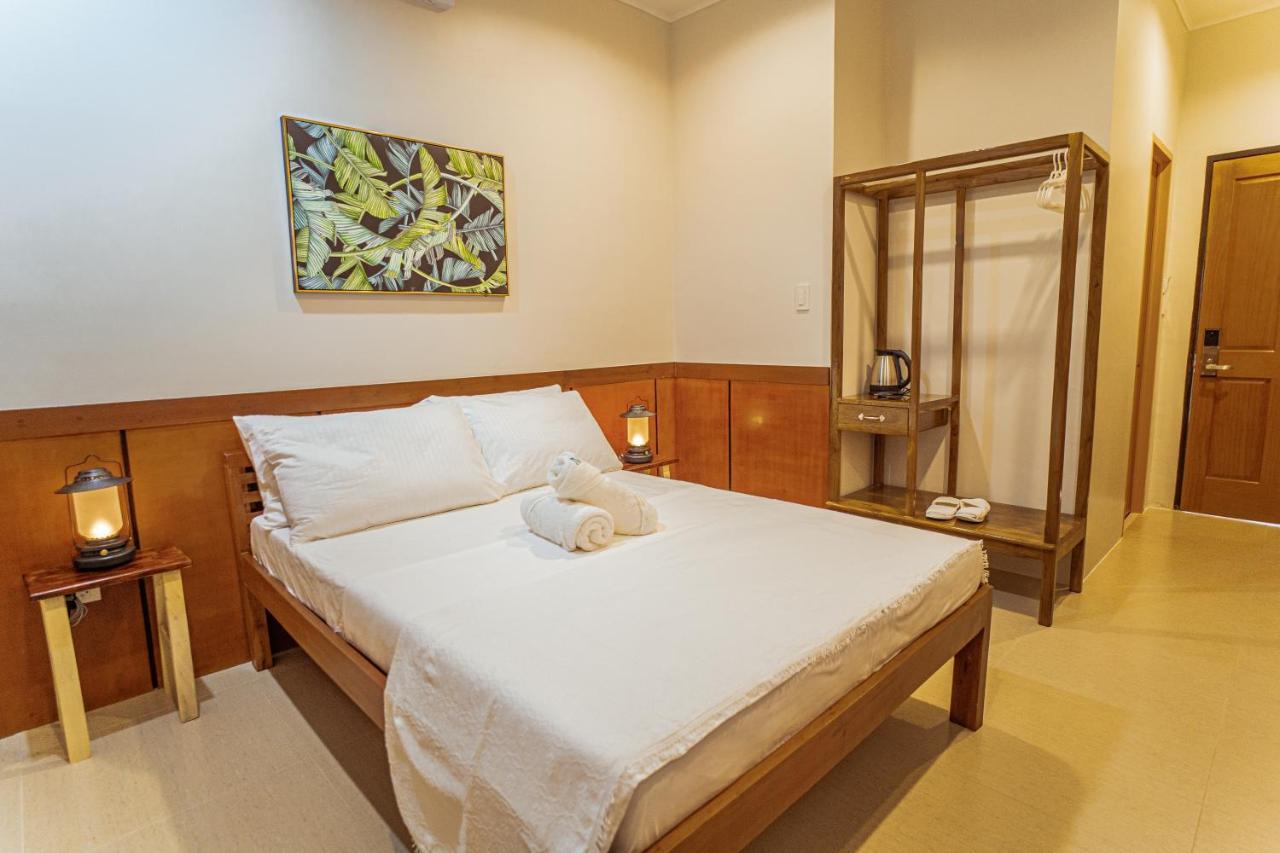 Marieli Suites Near Panglao International Airport Kültér fotó
