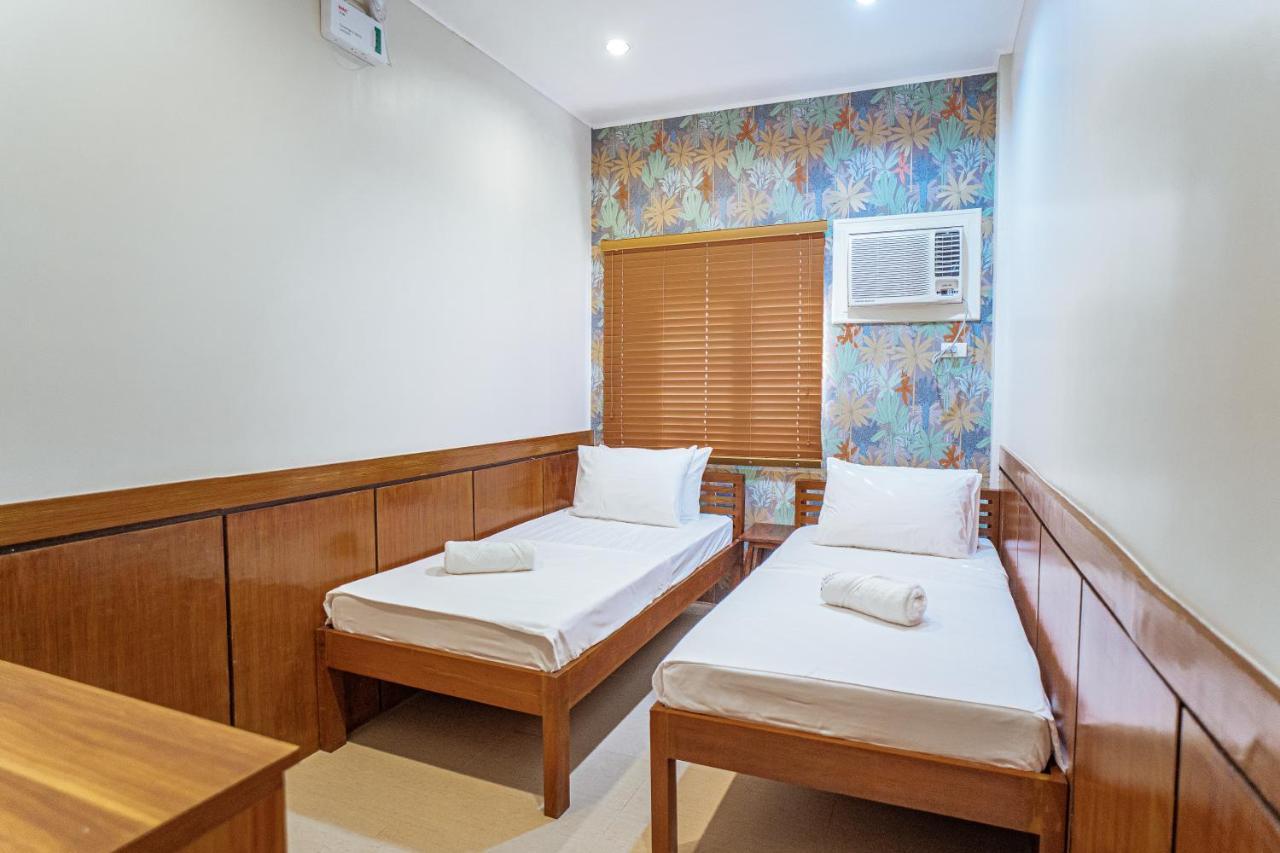 Marieli Suites Near Panglao International Airport Kültér fotó