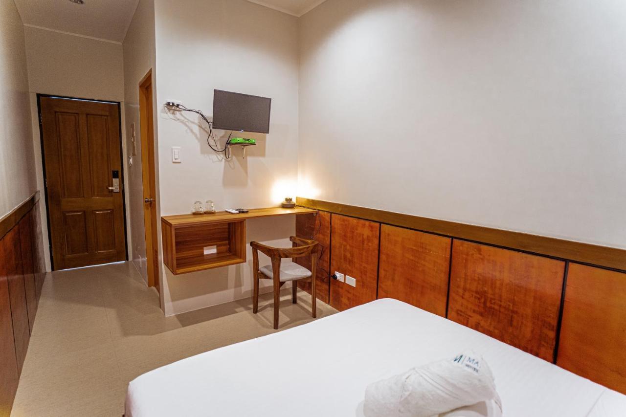Marieli Suites Near Panglao International Airport Kültér fotó